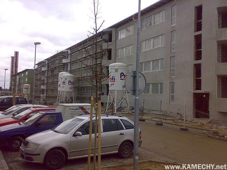 Aktuální stav stavby Kamechy I (etapa 2.) dne 9. 11. 2007
